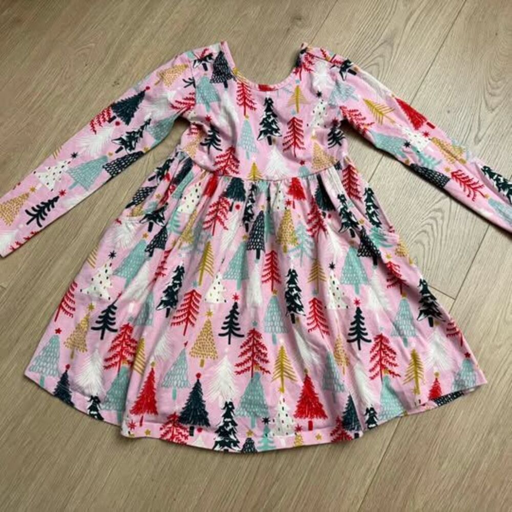Hanna Andersson Size 5 Pink Christmas Tree Long Sleeve Skater Dress